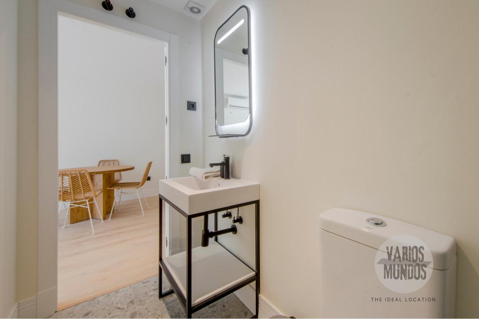 Malasana Relajante Para 4, Ven A San Bernardo 20 E3 马德里 外观 照片