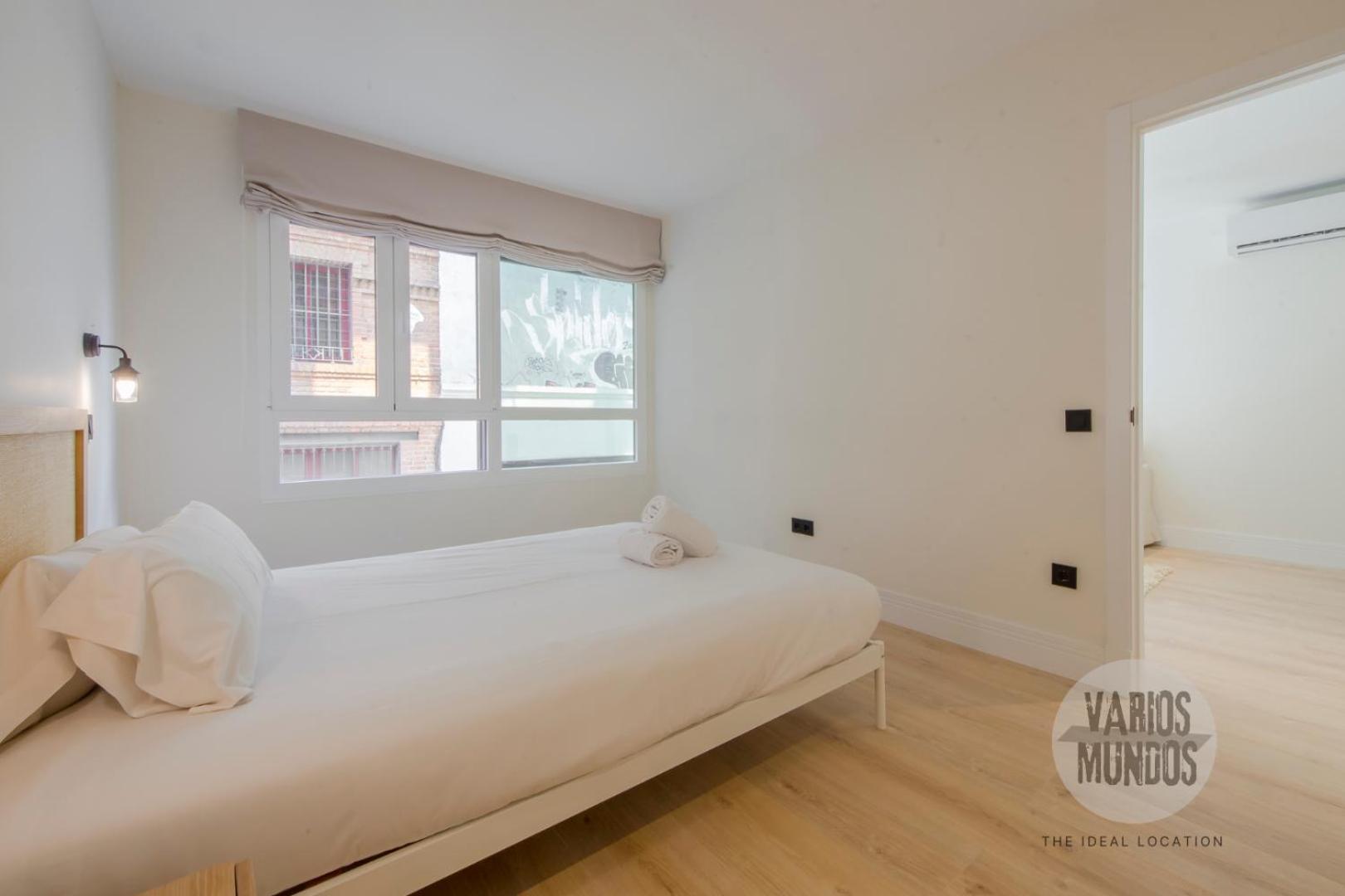 Malasana Relajante Para 4, Ven A San Bernardo 20 E3 马德里 外观 照片