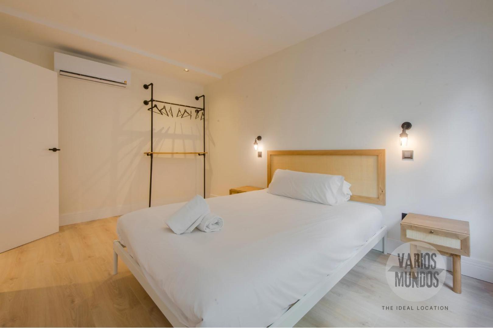 Malasana Relajante Para 4, Ven A San Bernardo 20 E3 马德里 外观 照片